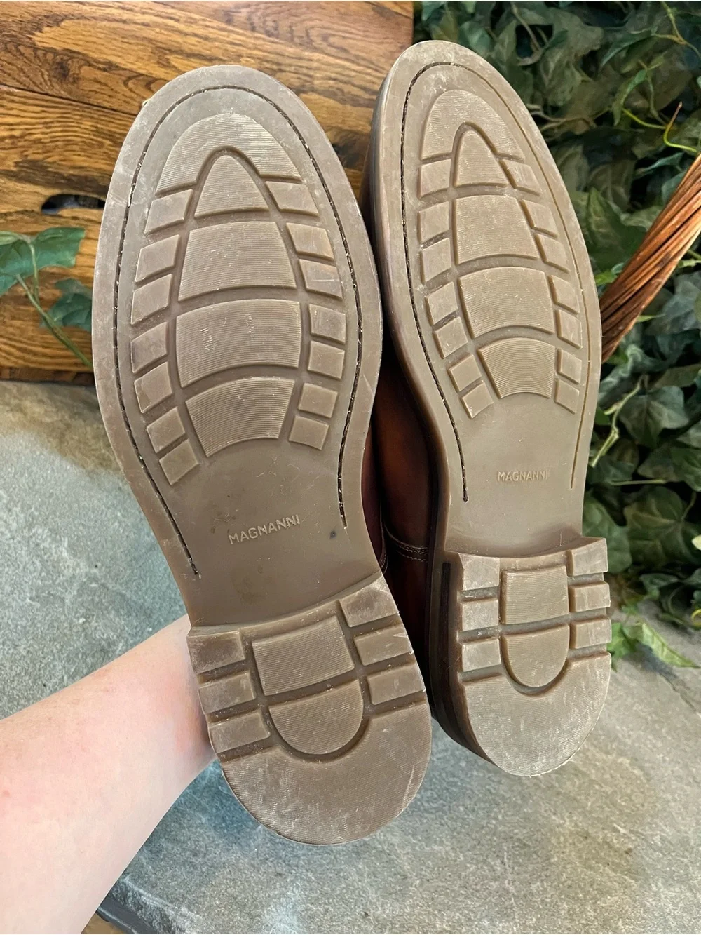 Magnanni nogle hand